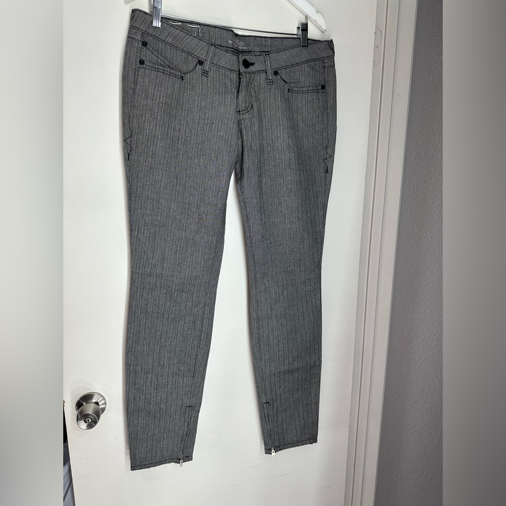 Bebe Skinny Pants Size 30